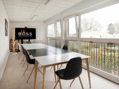 salle de réunion heboss coworking ris-orangis